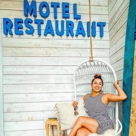The Surfside Hotel Стратфорд Екстериор снимка